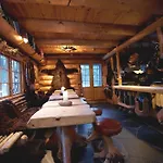 Деревянный коттедж Engholm Husky Design Карасйок