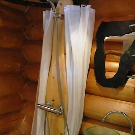 Engholm Husky Design Lodge *